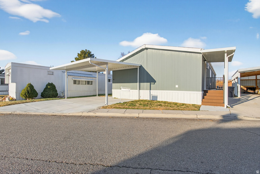 1700 W 2700 N Pleasant View, UT 84404