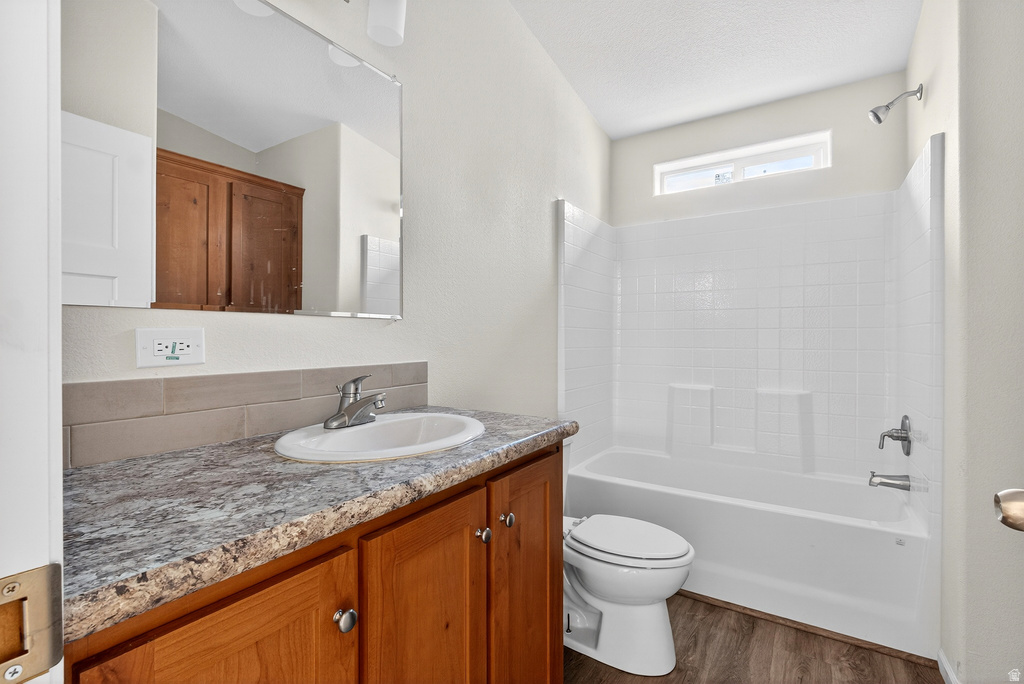 1700 W 2700 N Pleasant View, UT 84404