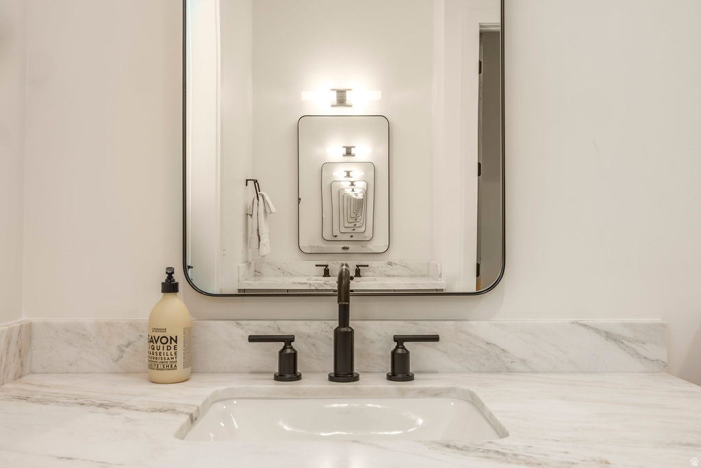 1907 STONE HOLLOW. CT Park City, UT 84098