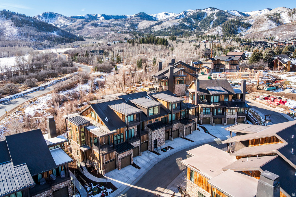 1907 STONE HOLLOW. CT Park City, UT 84098