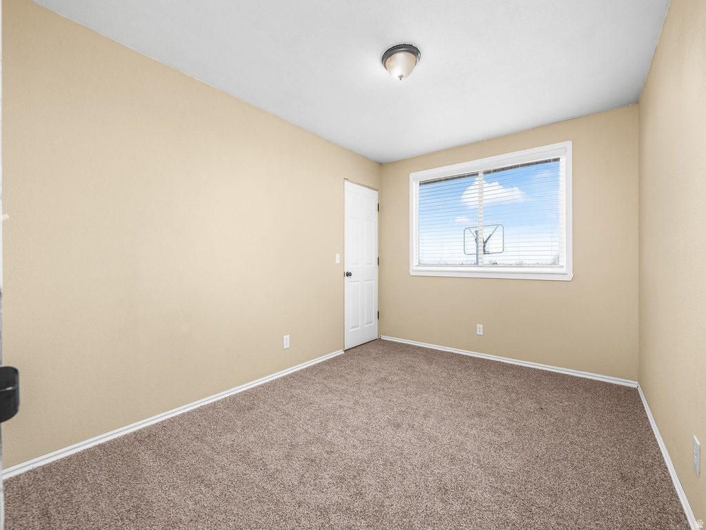 1025 N MAIN ST Hinckley, UT 84635