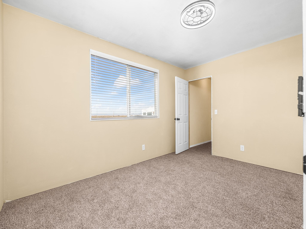 1025 N MAIN ST Hinckley, UT 84635