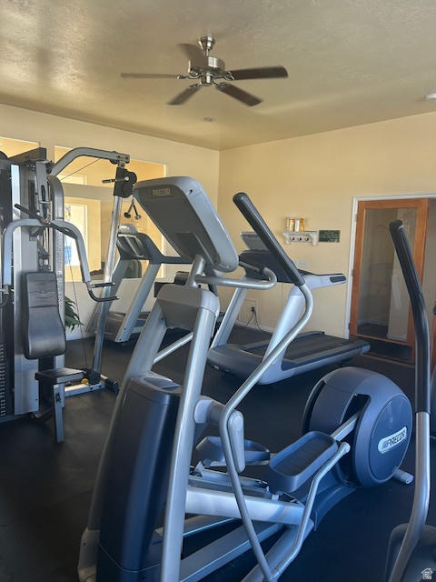 4752 W MONA LN West Jordan, UT 84084