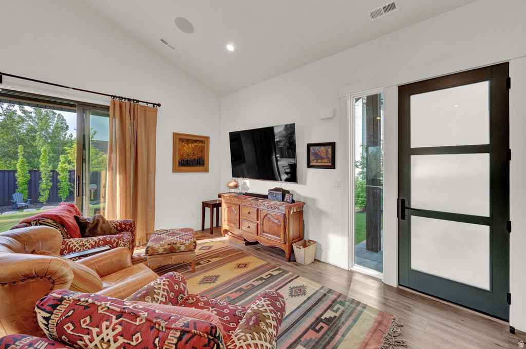 8122 S WILLOW CV Cottonwood Heights, UT 84093