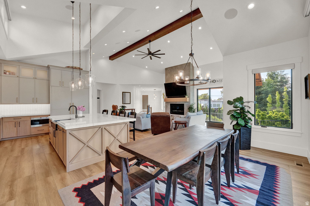 8122 S WILLOW CV Cottonwood Heights, UT 84093