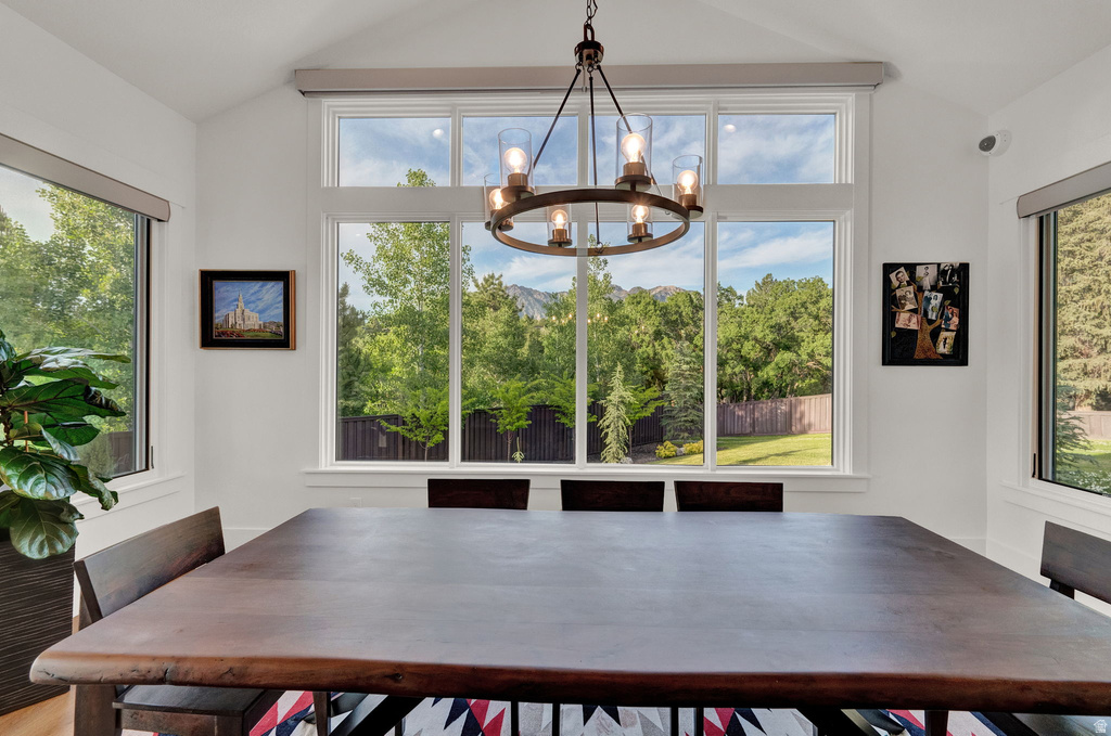 8122 S WILLOW CV Cottonwood Heights, UT 84093