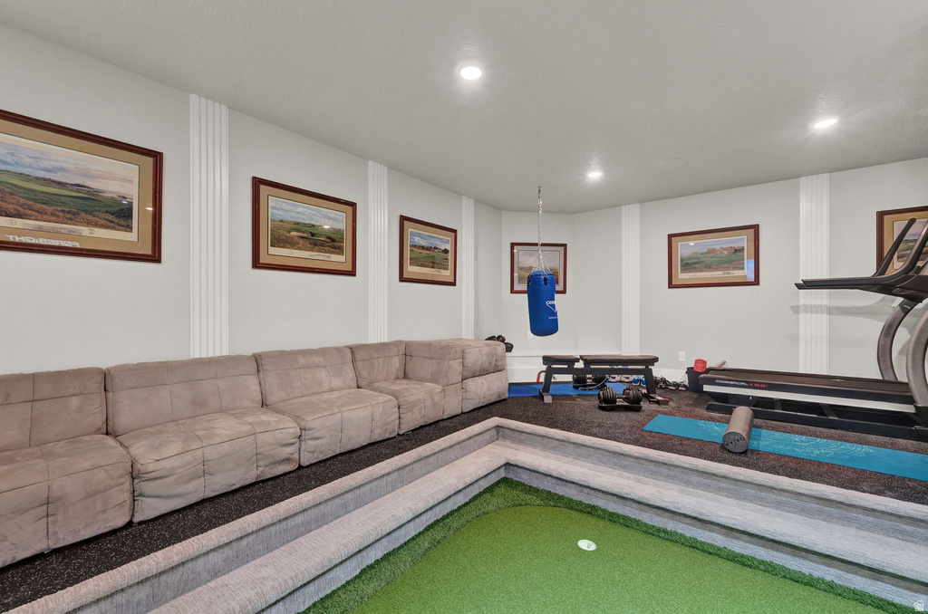 8122 S WILLOW CV Cottonwood Heights, UT 84093