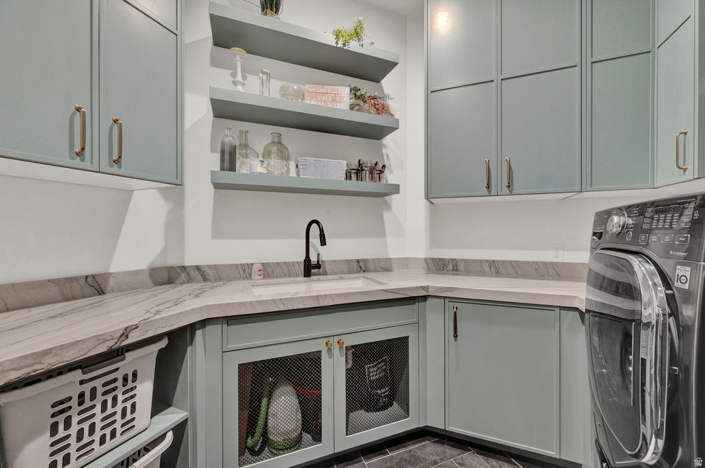 8122 S WILLOW CV Cottonwood Heights, UT 84093