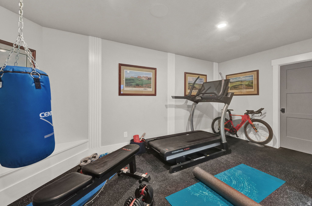 8122 S WILLOW CV Cottonwood Heights, UT 84093