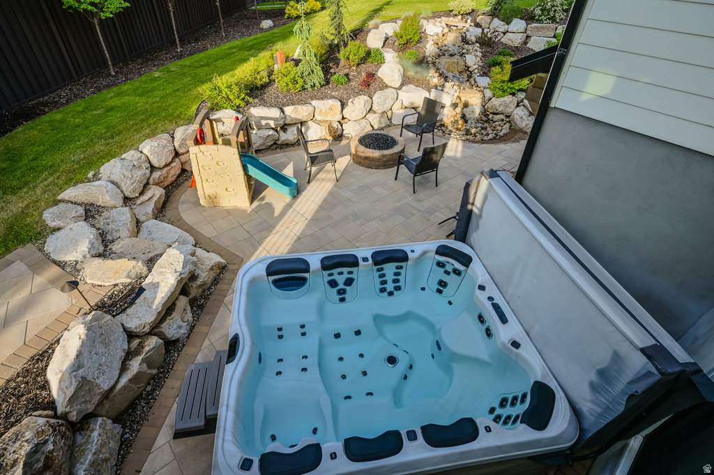 8122 S WILLOW CV Cottonwood Heights, UT 84093