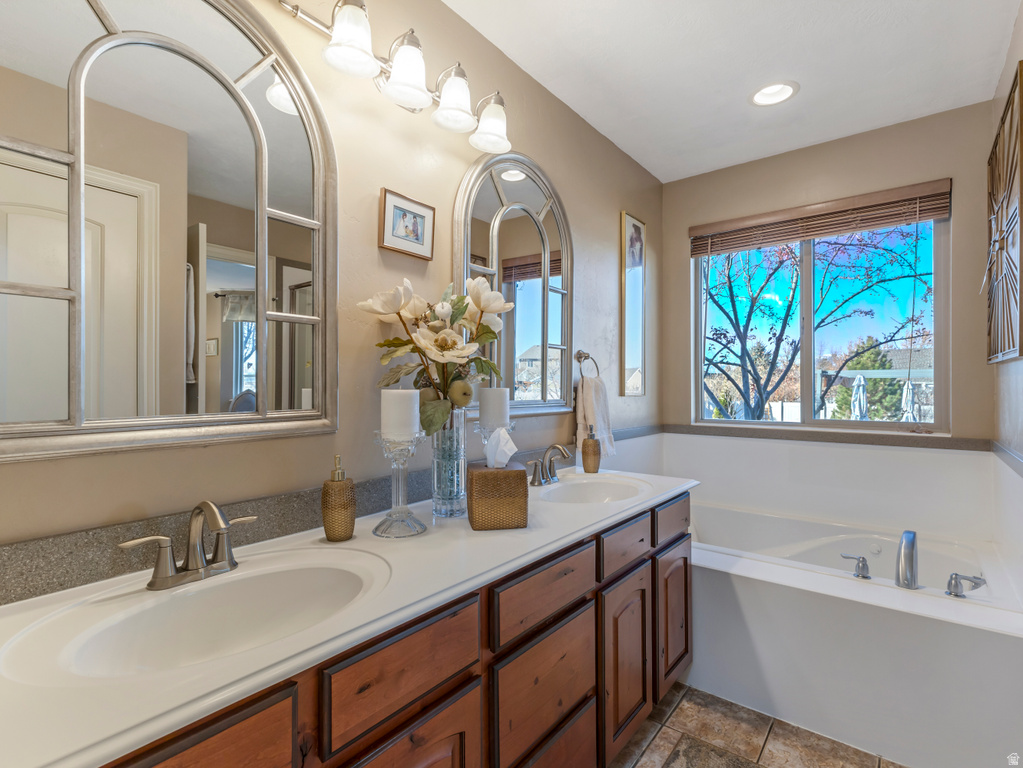 5531 N PONDEROSA LN Stansbury Park, UT 84074