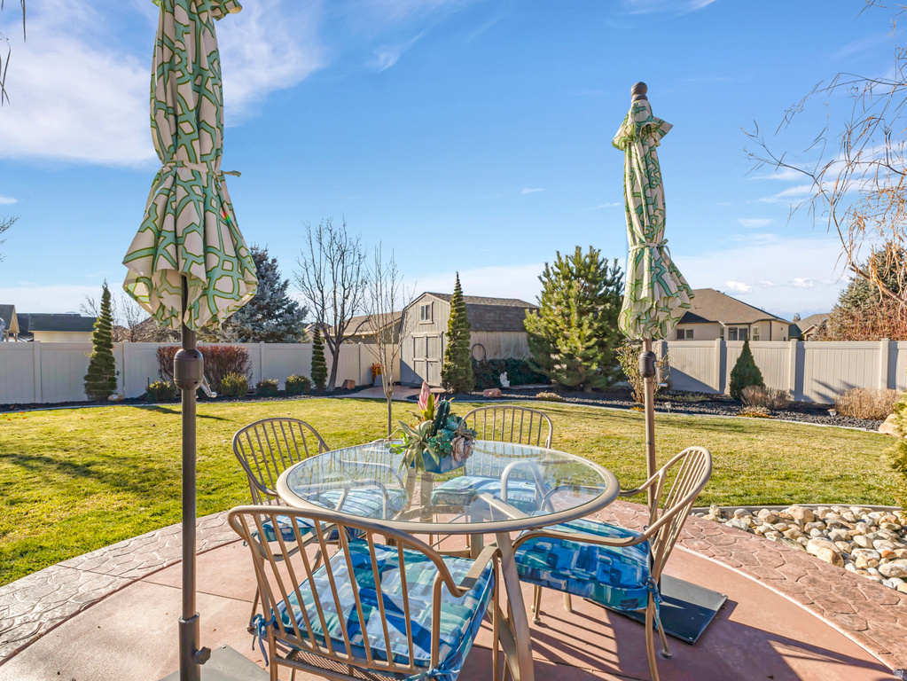 5531 N PONDEROSA LN Stansbury Park, UT 84074