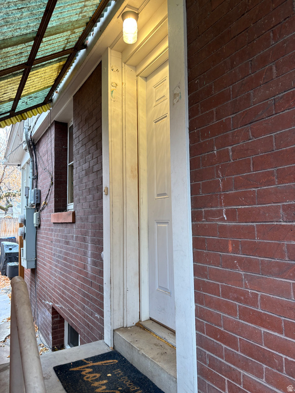 2370 S MADISON AVE Ogden, UT 84401