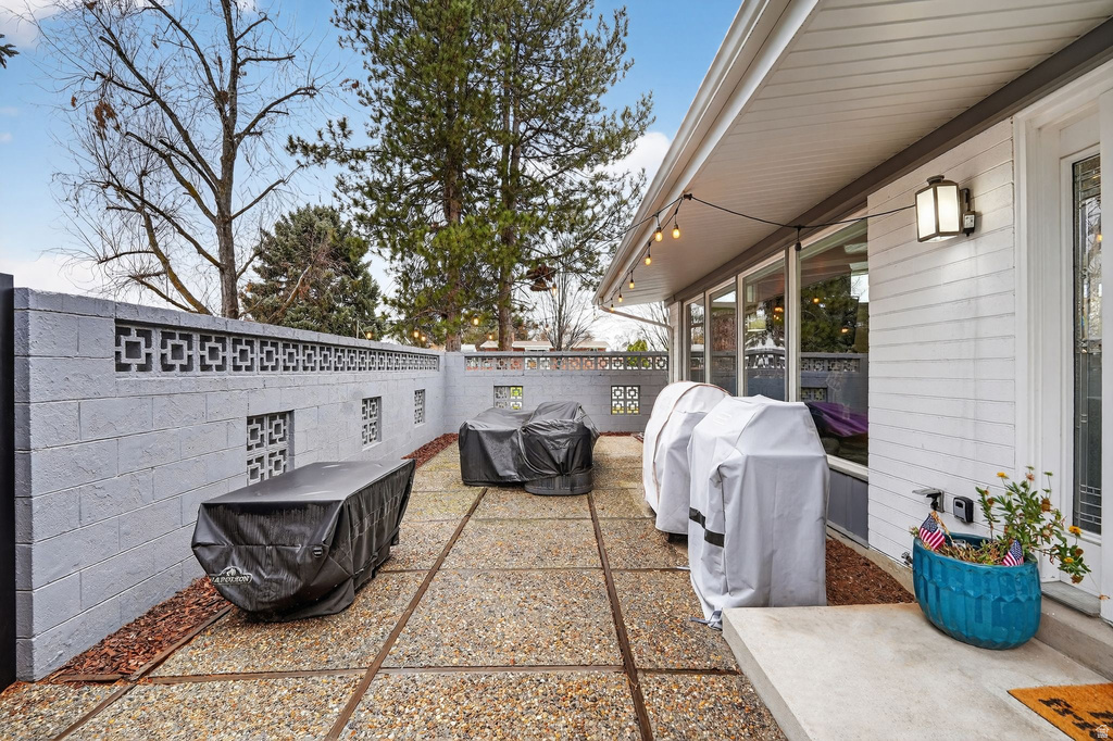 5443 S DUNBARTON DR Murray, UT 84117