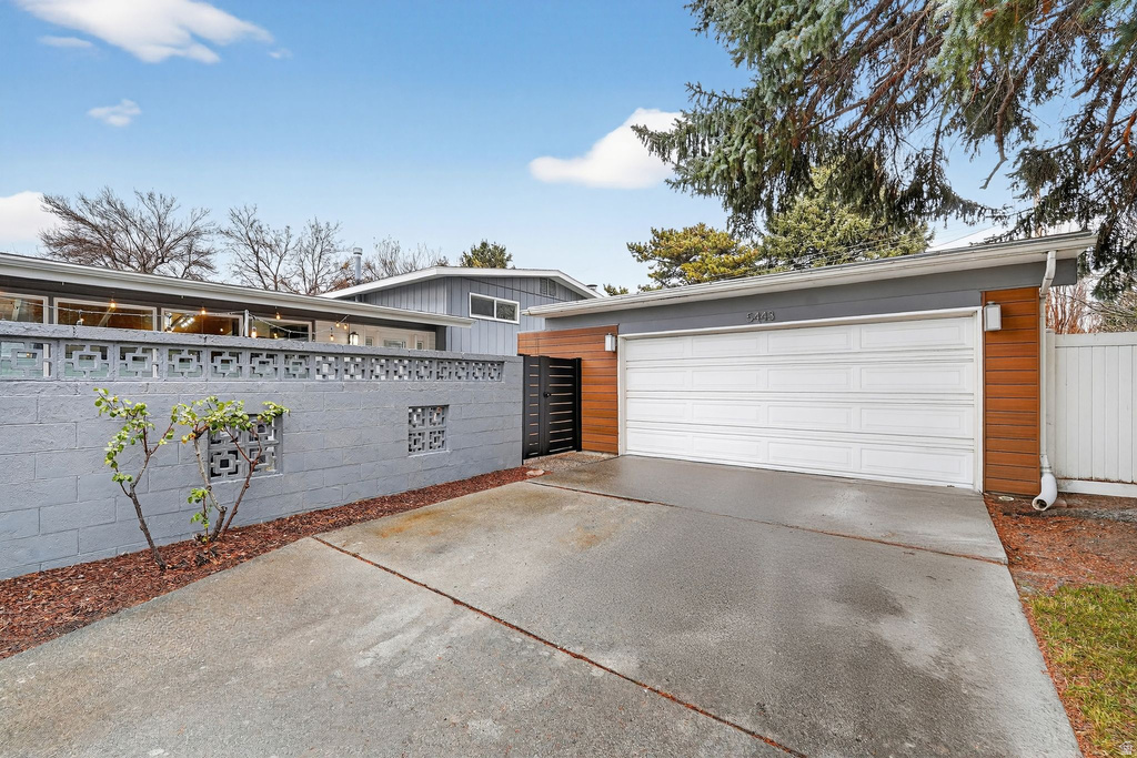 5443 S DUNBARTON DR Murray, UT 84117