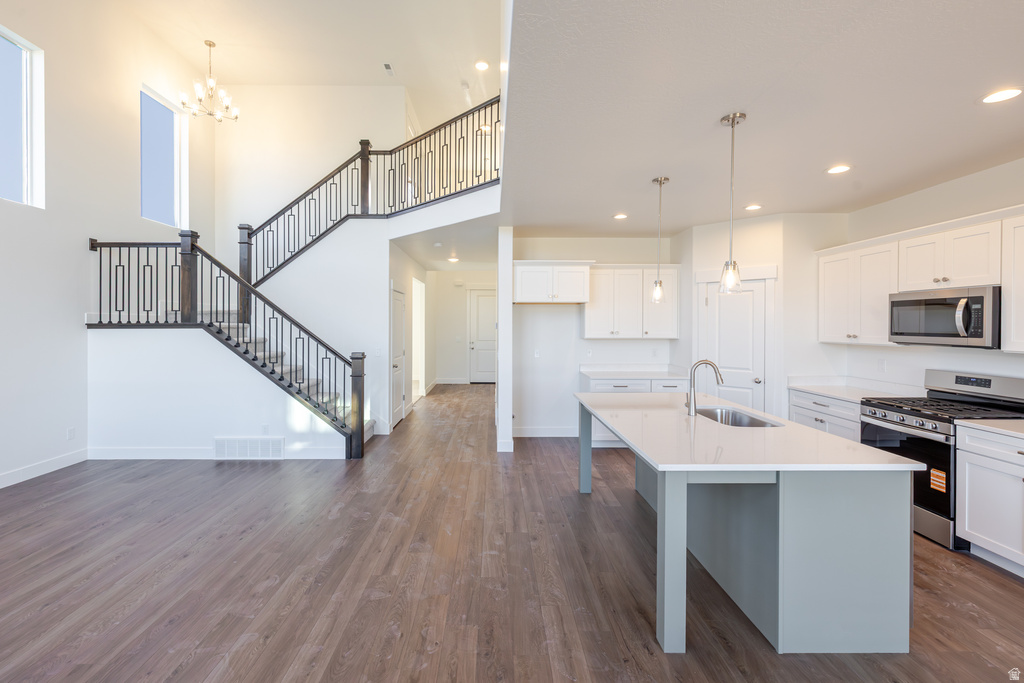 4446 N WIZARD WAY #114 Eagle Mountain, UT 84005