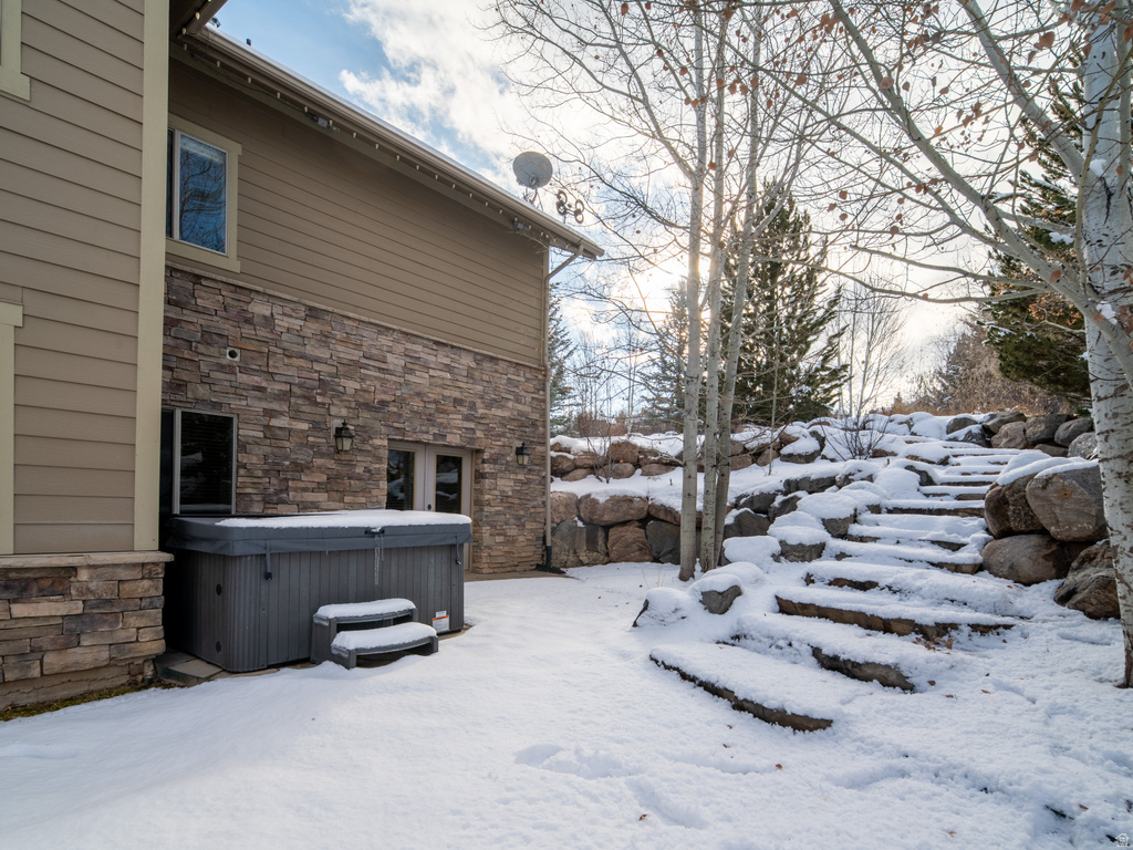 946 S MEADOW LARK LN Huntsville, UT 84317