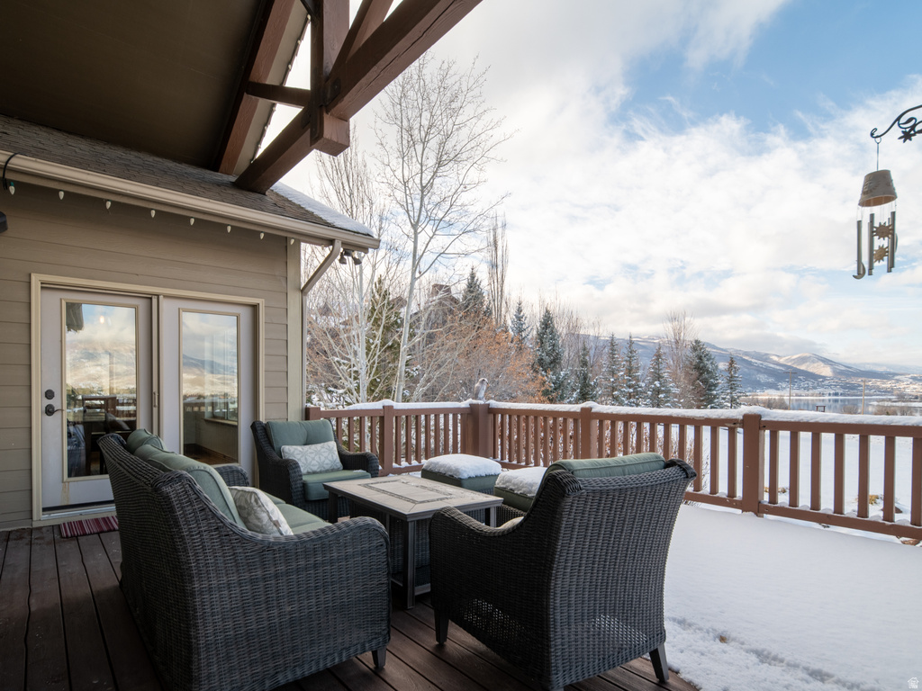 946 S MEADOW LARK LN Huntsville, UT 84317