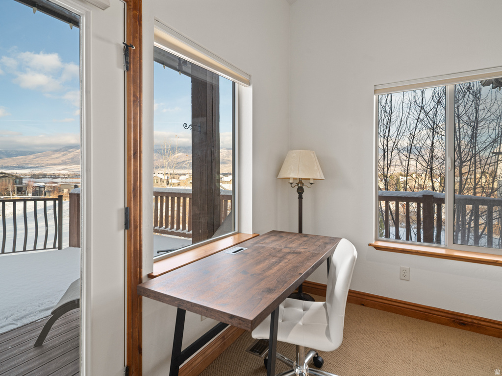 946 S MEADOW LARK LN Huntsville, UT 84317