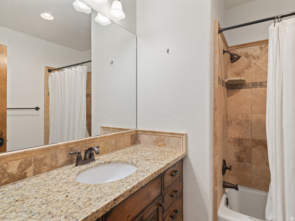 946 S MEADOW LARK LN Huntsville, UT 84317