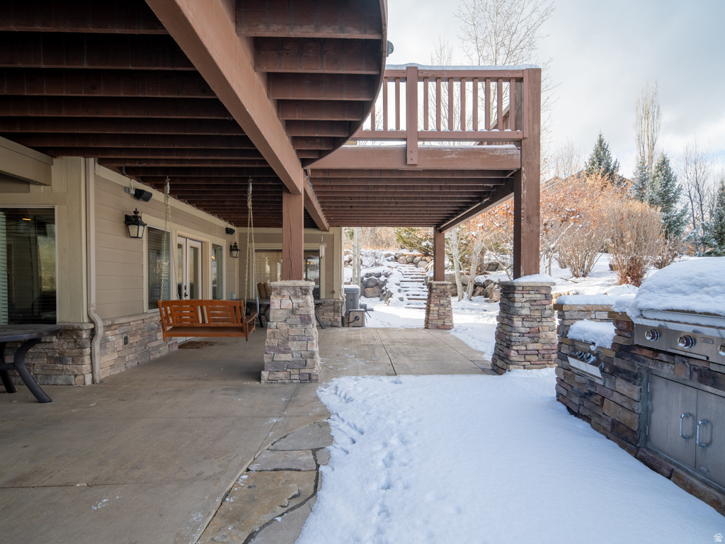 946 S MEADOW LARK LN Huntsville, UT 84317