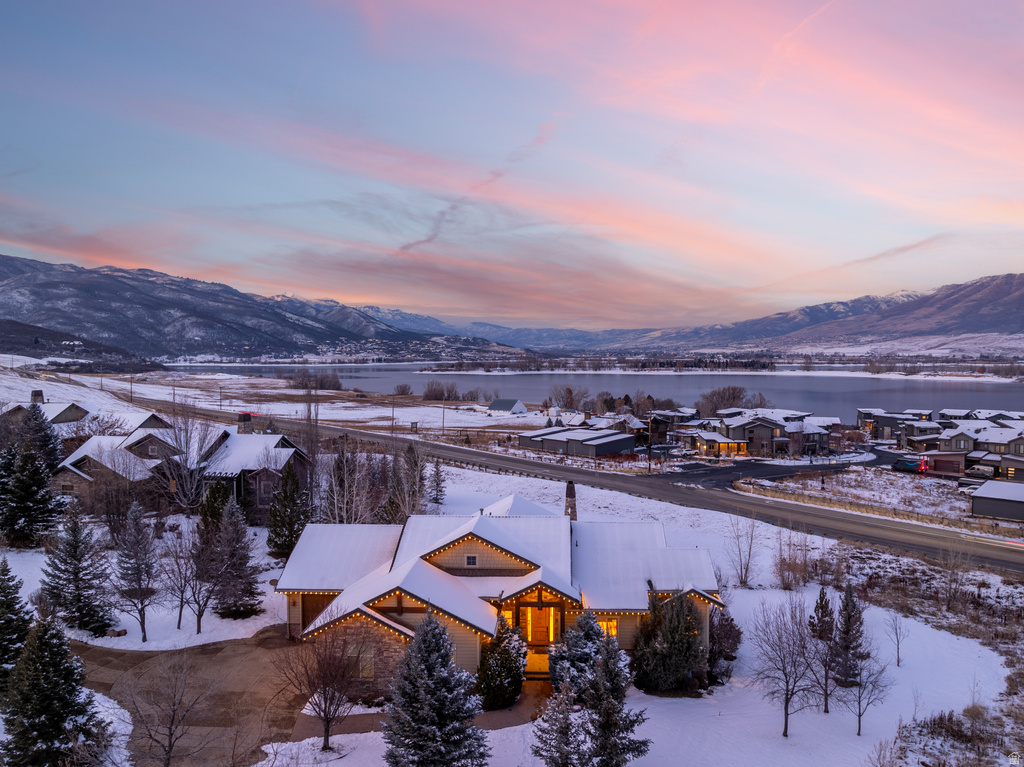 946 S MEADOW LARK LN Huntsville, UT 84317