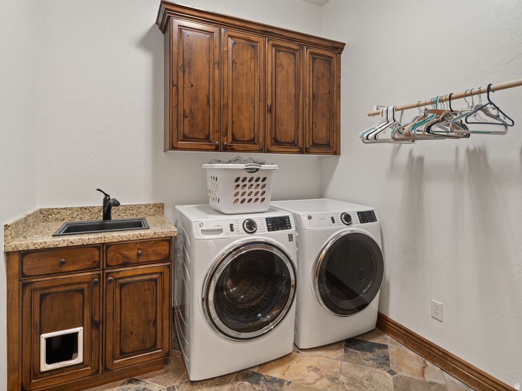 946 S MEADOW LARK LN Huntsville, UT 84317