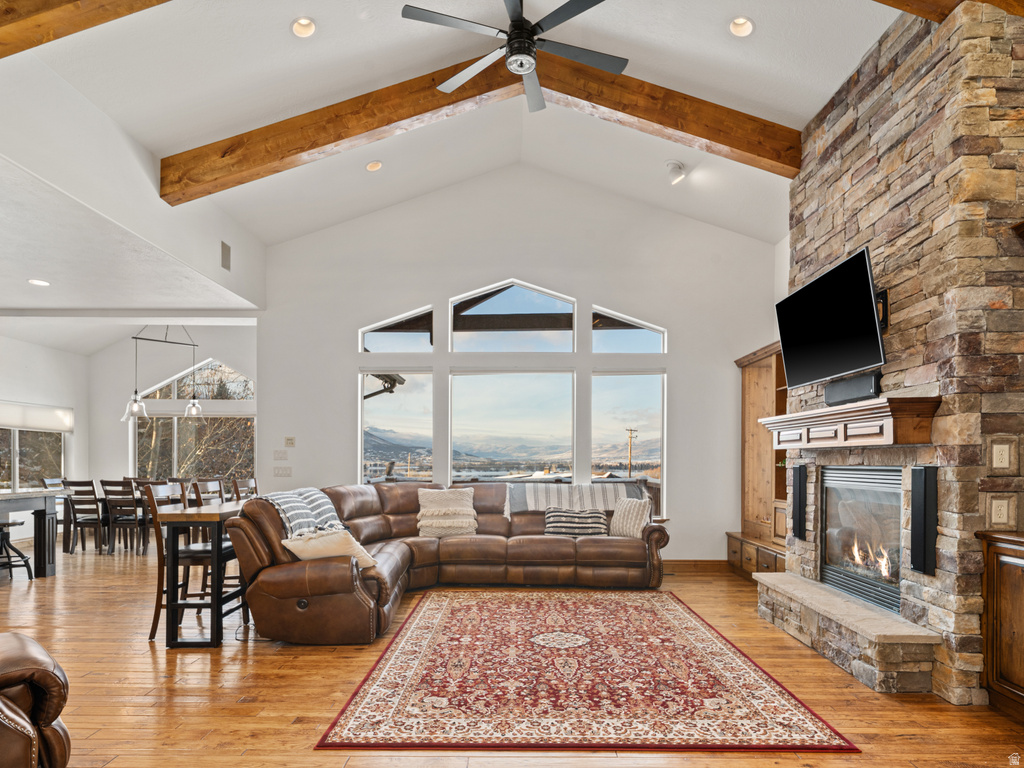 946 S MEADOW LARK LN Huntsville, UT 84317