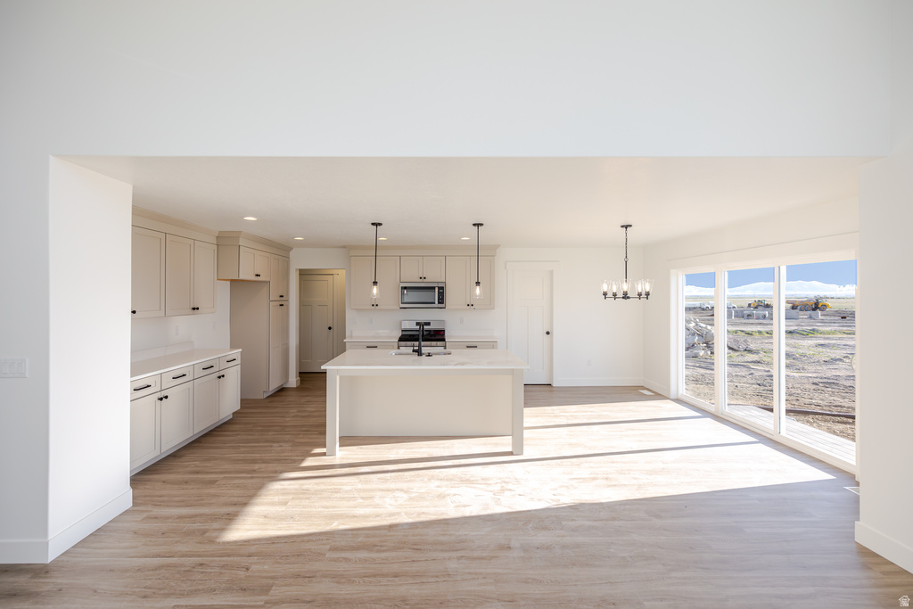 4443 N CASTLE RD #126 Eagle Mountain, UT 84005