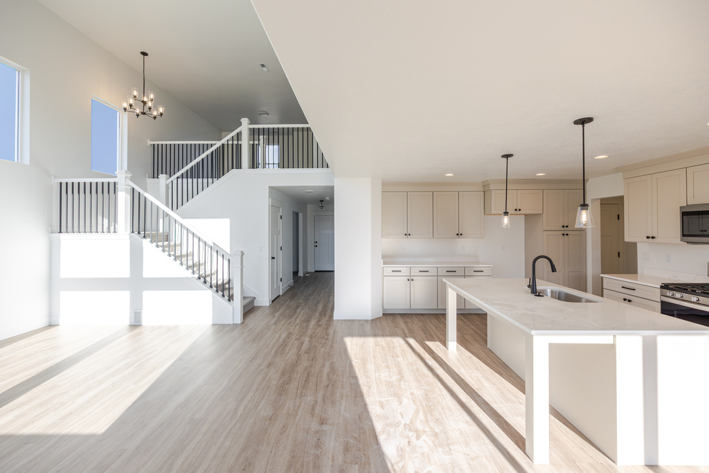 4443 N CASTLE RD #126 Eagle Mountain, UT 84005