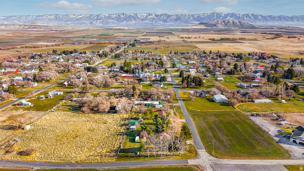 177 W 100 S Clarkston, UT 84305
