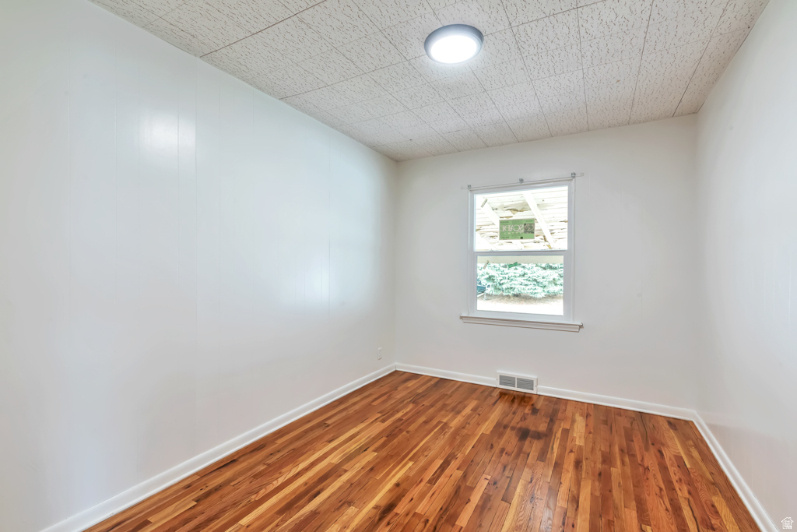 3757 S 2300 E Millcreek, UT 84109