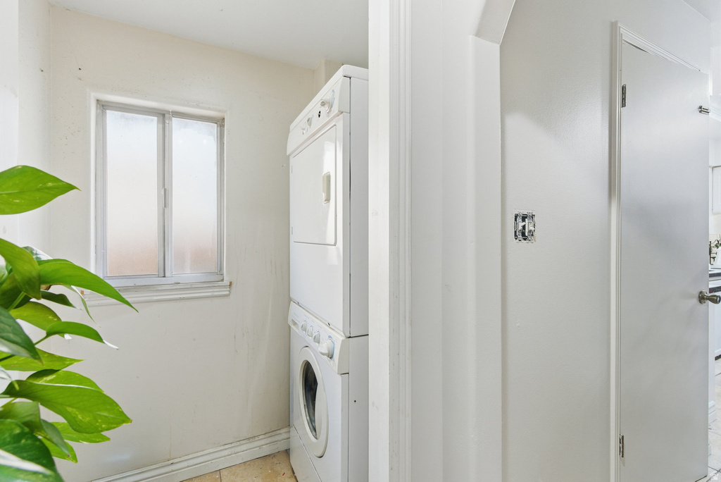 990 E CEDAR AVE Provo, UT 84604