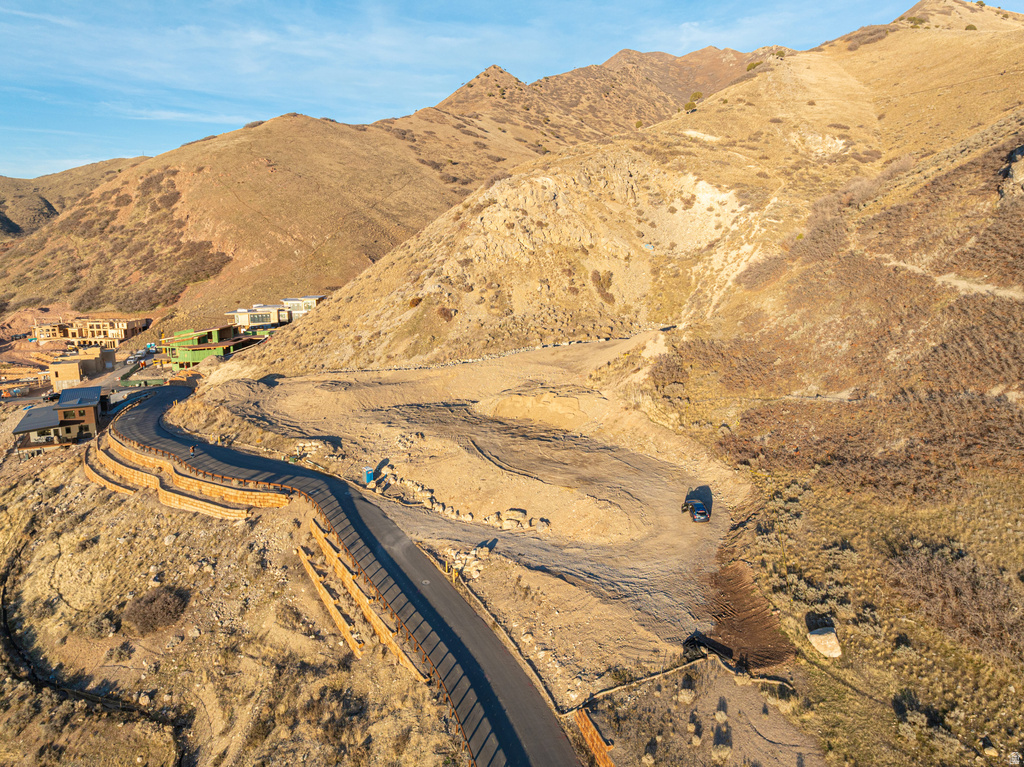 2427 S CANNON POINT DR Salt Lake City, UT 84109