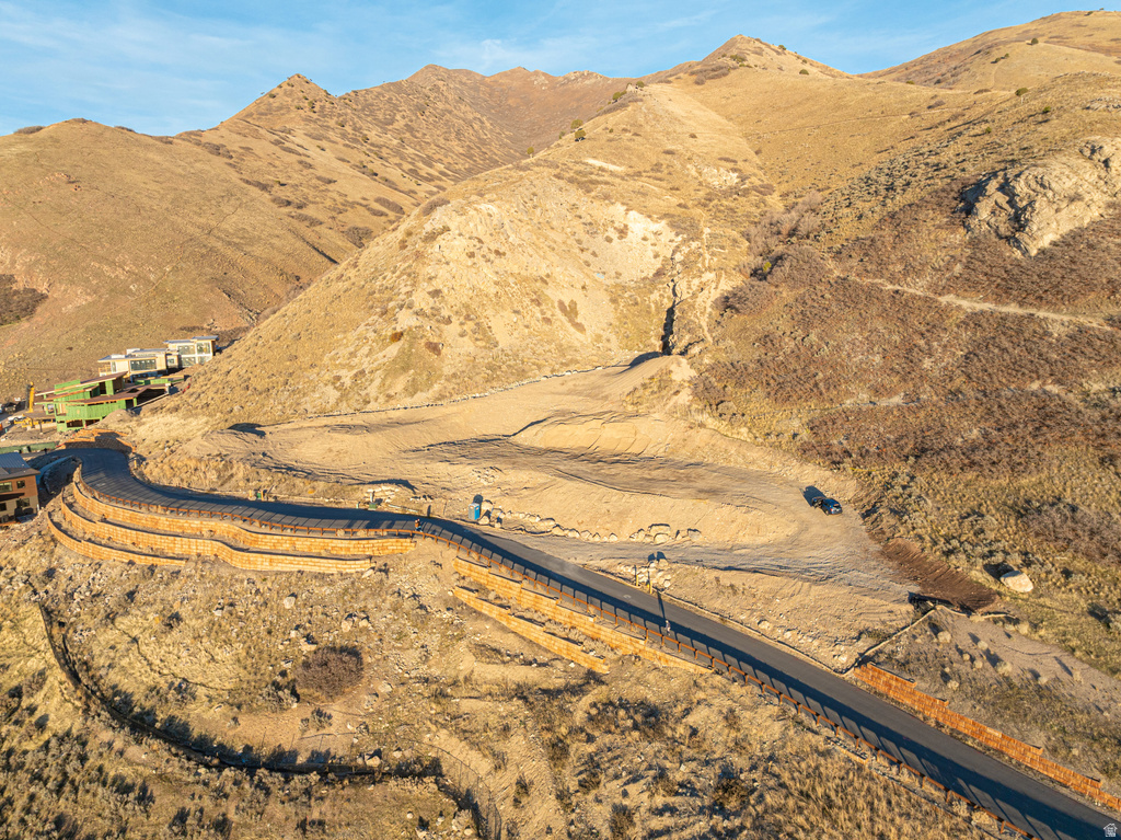 2427 S CANNON POINT DR Salt Lake City, UT 84109