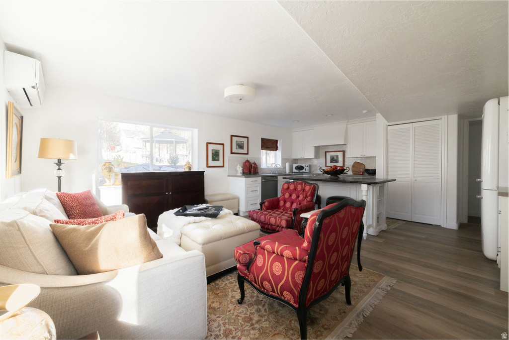 4848 W SAMPSON CT Highland, UT 84003