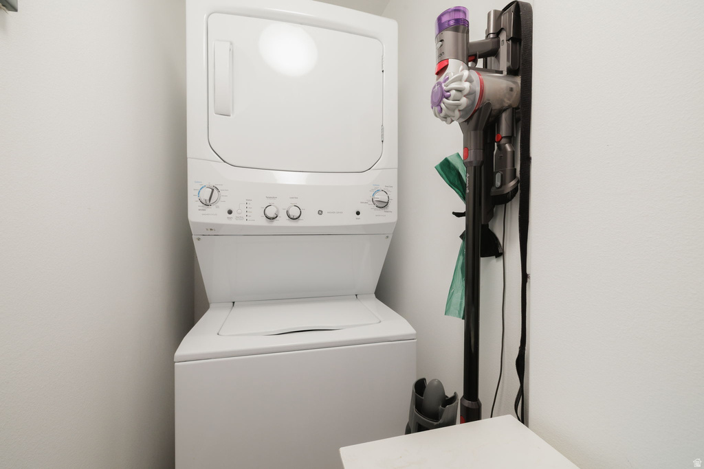 4848 W SAMPSON CT Highland, UT 84003