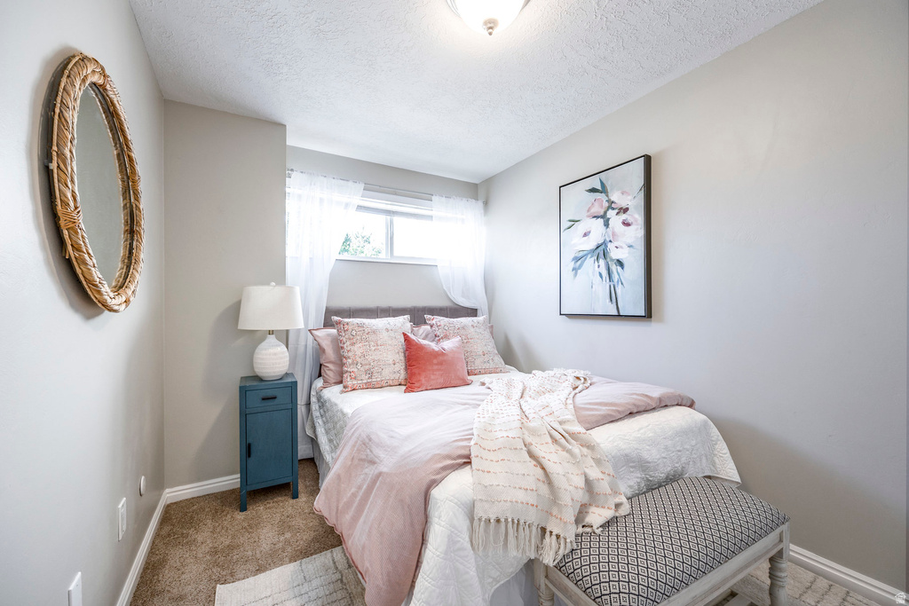 833 N LAKESIDE LN Centerville, UT 84014