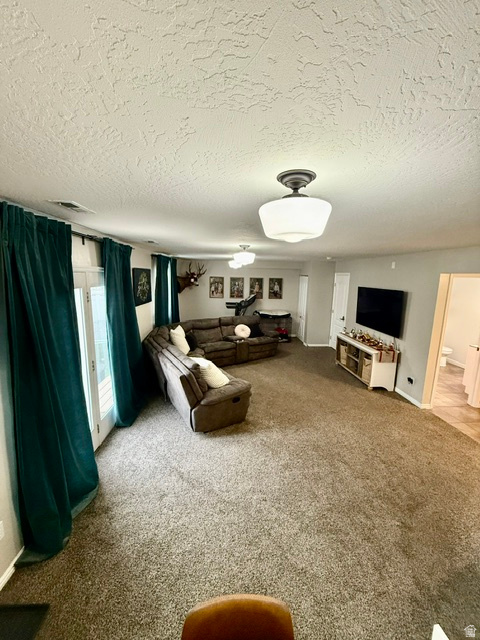 4196 S 800 W Riverdale, UT 84405