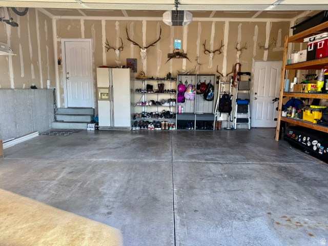 4196 S 800 W Riverdale, UT 84405