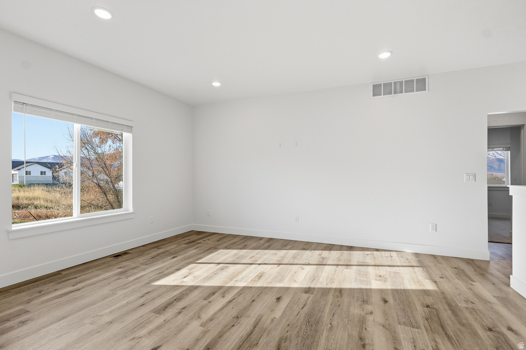 661 W 20 N Hyrum, UT 84319