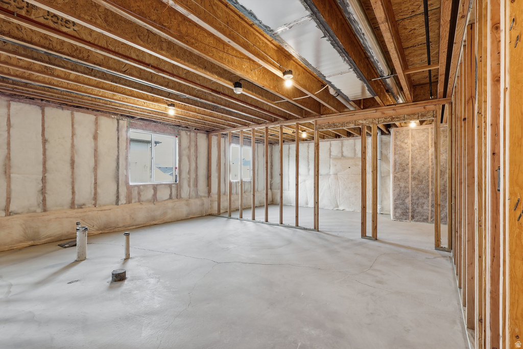 661 W 20 N Hyrum, UT 84319