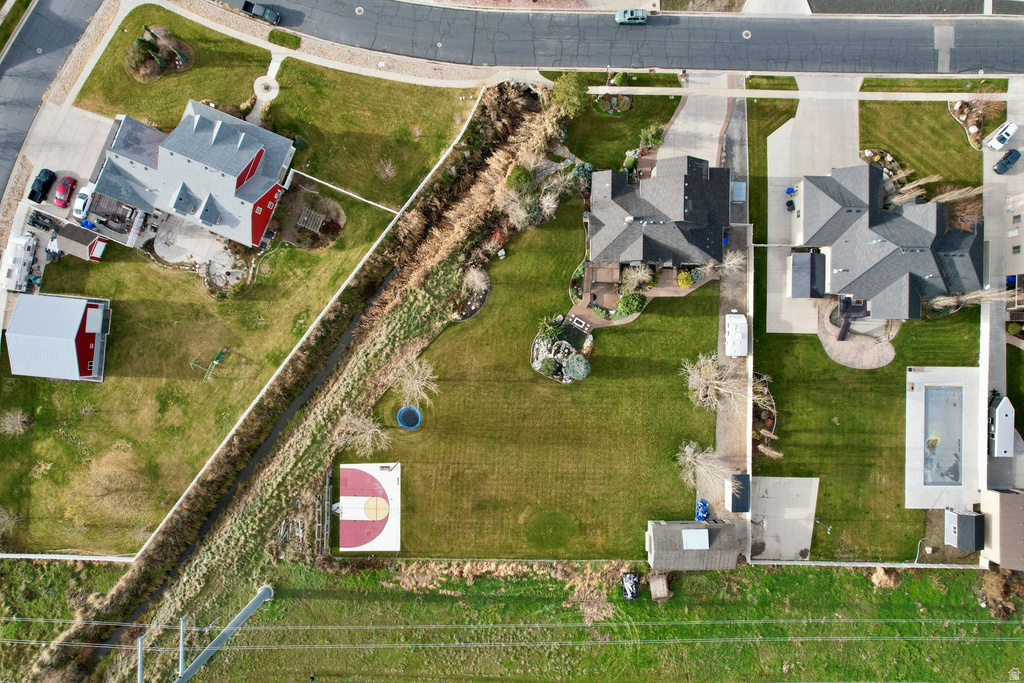 2058 COMANCHE WAY Farmington, UT 84025