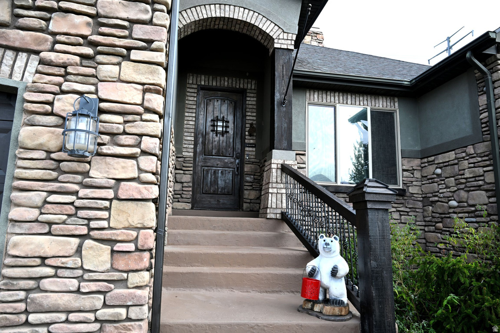 2058 COMANCHE WAY Farmington, UT 84025