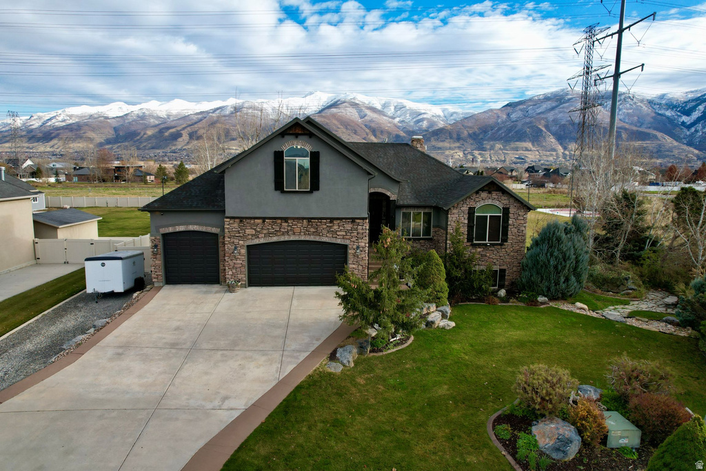 2058 COMANCHE WAY Farmington, UT 84025