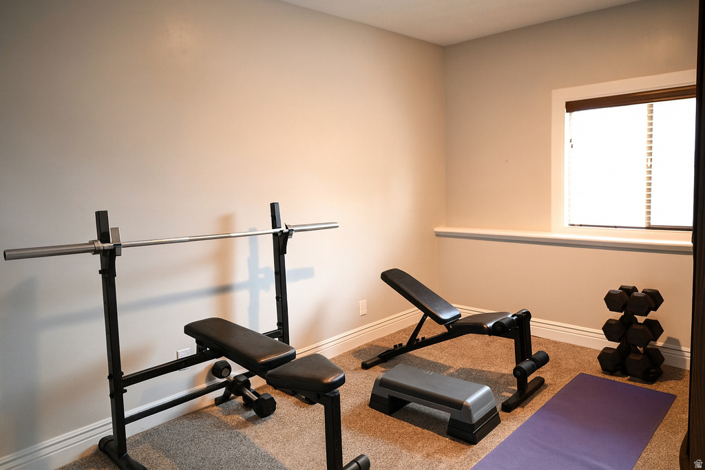 2058 COMANCHE WAY Farmington, UT 84025