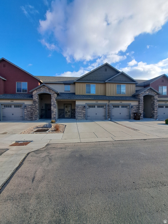 1238 N BAYCREST DR Saratoga Springs, UT 84045
