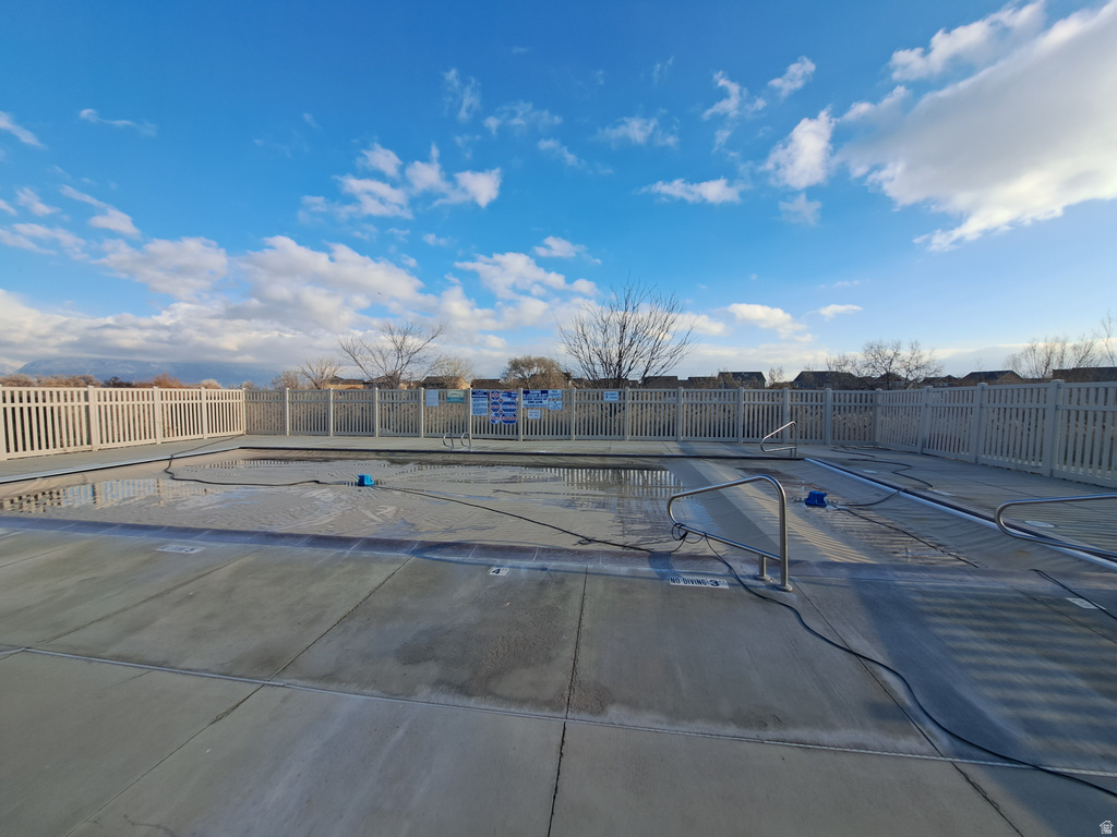 1238 N BAYCREST DR Saratoga Springs, UT 84045