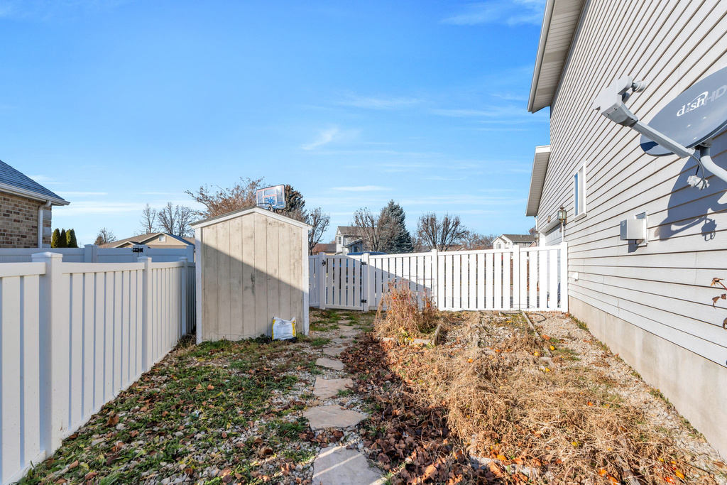 533 W 860 N American Fork, UT 84003