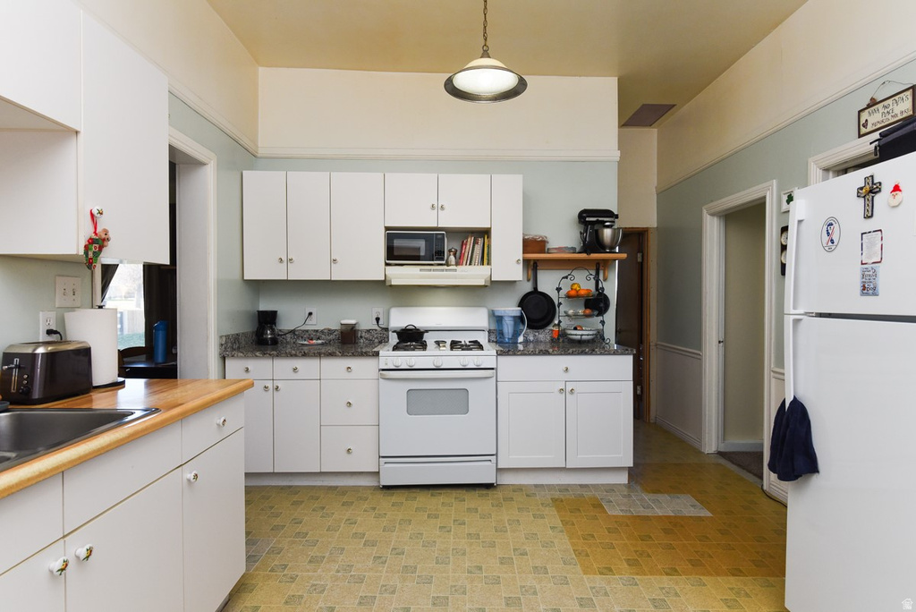 10 N COOLEY ST Grantsville, UT 84029